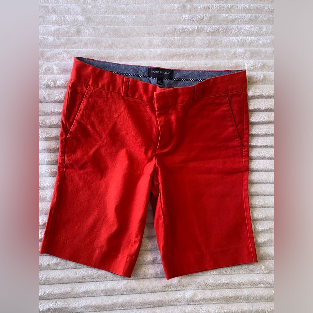 Banana Republic Women’s Bermuda Shorts